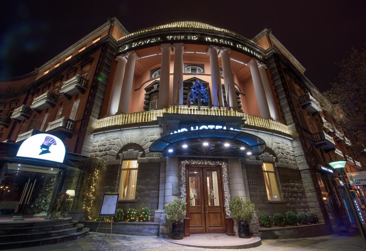 Отель Grand Hotel Yerevan - Small Luxury Hotels of the World Ереван-42