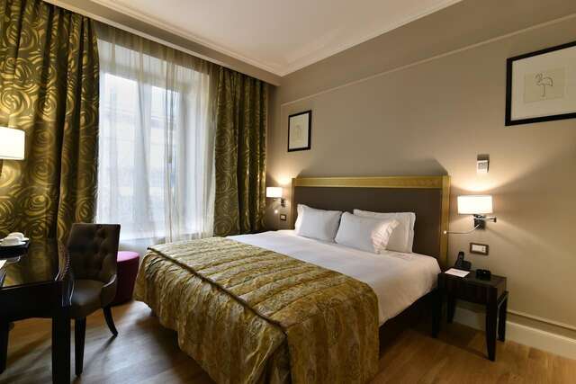 Отель Grand Hotel Yerevan - Small Luxury Hotels of the World Ереван-39